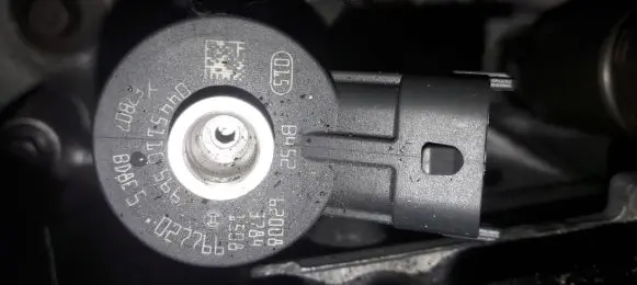 Citroen DS3 Fuel injector 0445110566 6200837841508
