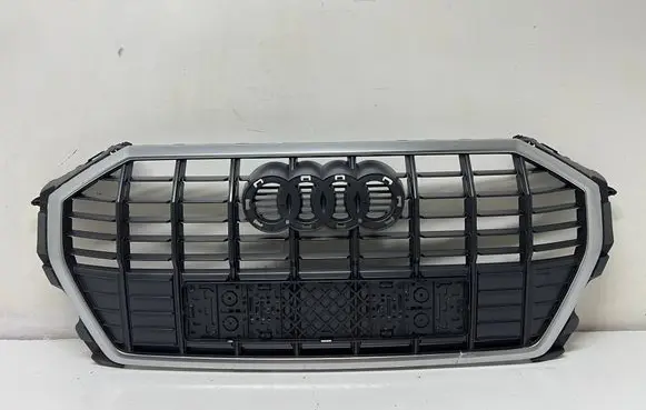 Audi Q3 8U Front grill 83A853651A