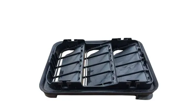 Opel Mokka B Quarter panel pressure vent 9831031680