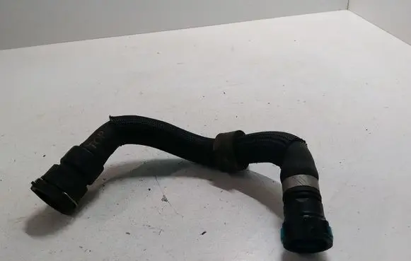 Land Rover Evoque I Engine coolant pipe/hose GJ3288160AA