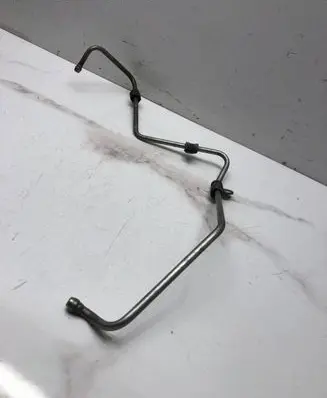 Volkswagen Golf V Turbo turbocharger oiling pipe/hose