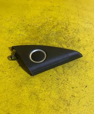 Audi A4 S4 B8 8K Front door speaker cover trim 8K0035424