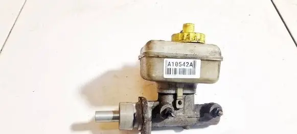Volkswagen Golf IV Master brake cylinder 21027099