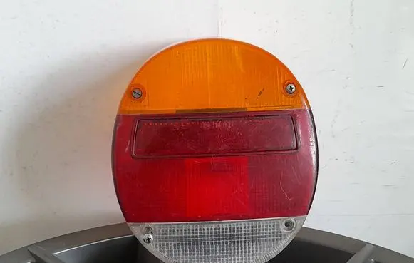 Volkswagen Beetle 1303 Tail light lenses 339R7