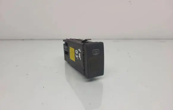 Volkswagen PASSAT B5 Windscreen/window heater switch 4D0941503B