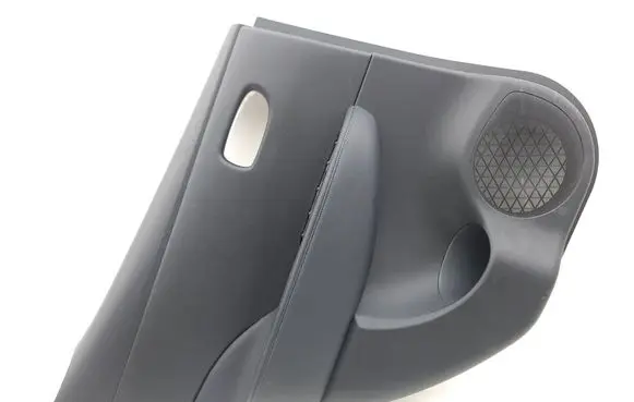 Nissan Leaf II (ZE1) Rear door card panel trim