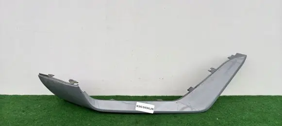 Volvo XC90 Front bumper splitter molding 31694568