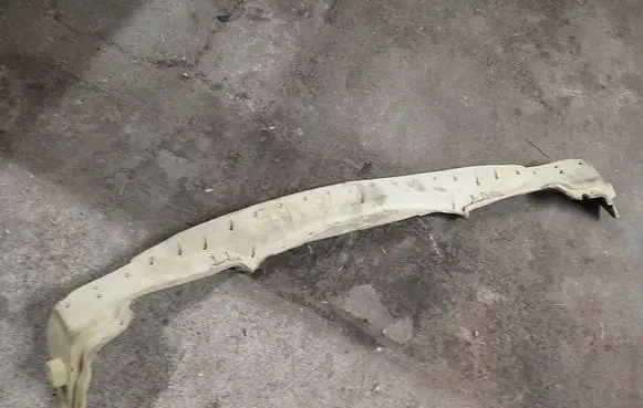Skoda Fabia Mk3 (NJ) Wiper trim 