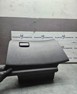 Nissan X-Trail T32 Glove box 685104CC0A 685P34CC0A