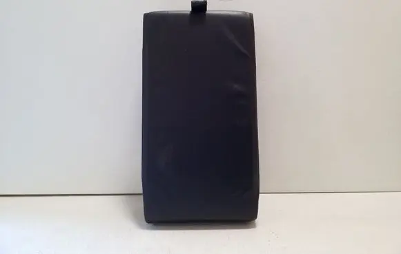 Jaguar XF X250 Rear seat armrest 