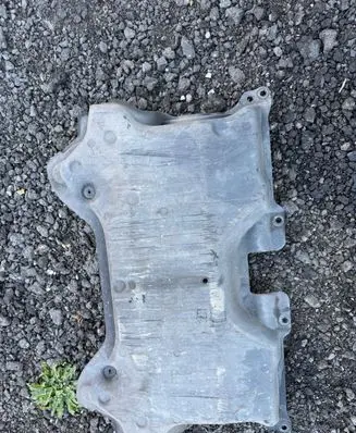 Mercedes-Benz E W212 Engine splash shield/under tray A2125201323