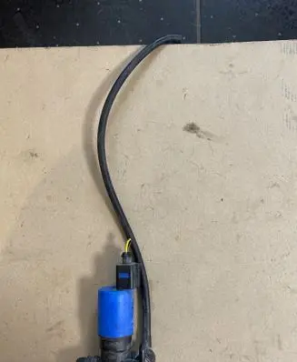 Toyota Yaris Headlight washer pump 1491918255