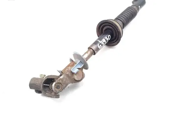 Nissan Navara D40 Steering column universal joint 