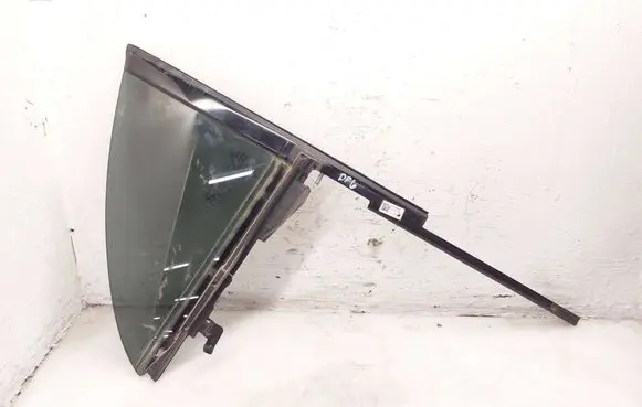 Mercedes-Benz CLA C118 X118 Rear vent window glass A1187300600