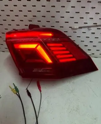 Volkswagen Tiguan Rear/tail lights 5NA945208J 00214974 0021498908