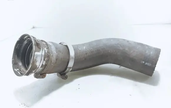 Toyota Avensis T270 Intercooler hose/pipe