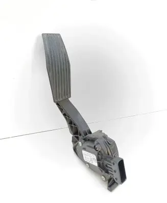 Opel Insignia A Accelerator throttle pedal 13237352