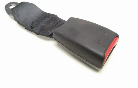 Suzuki Grand Vitara II Middle seatbelt buckle (rear) 060613JF