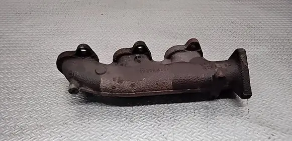 Audi A8 S8 D3 4E Exhaust manifold 059253033P