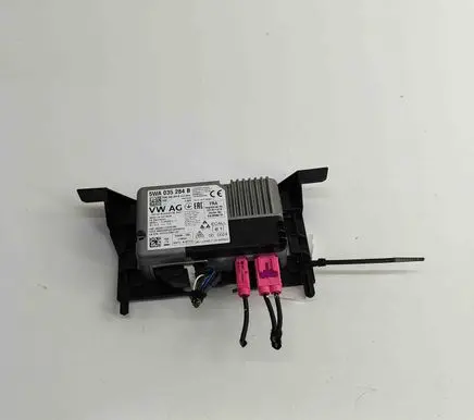 Volkswagen PASSAT B8 Bluetooth control unit module 5WA035284B