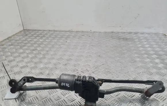 Audi A4 S4 B6 8E 8H Front wiper linkage and motor