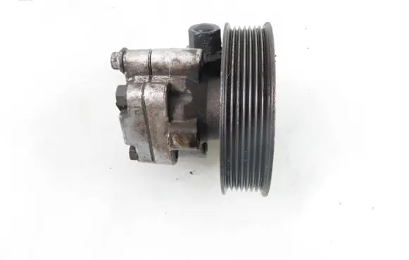 Renault Master III Power steering pump 8200357347
