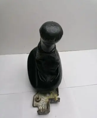 Chrysler Sebring (ST-22 - JR) Gear shifter/selector USPATRE31451