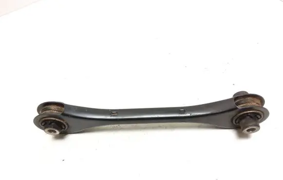 Volkswagen PASSAT B8 Rear upper control arm/wishbone 5Q0501529C