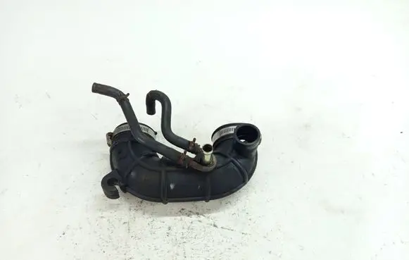 Intake resonator
