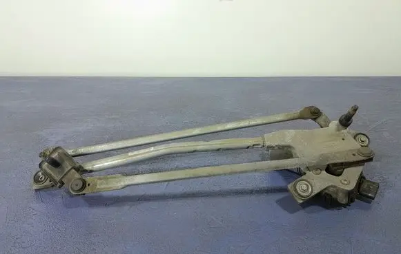 Ford Mondeo MK IV Front wiper linkage and motor 7S7117504AD