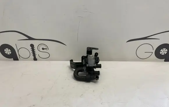Audi Q4 Sportback e-tron Vacuum valve 5Q0906457C