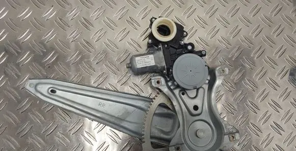 Toyota Verso Rear door window regulator motor 698300F041