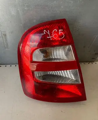 Skoda Fabia Mk1 (6Y) Rear/tail lights 6Y6945095 6K6945111 GJ3X18405AA