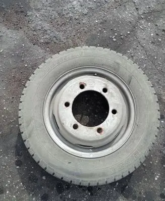Volkswagen PASSAT B3 R15 steel rim 6X205