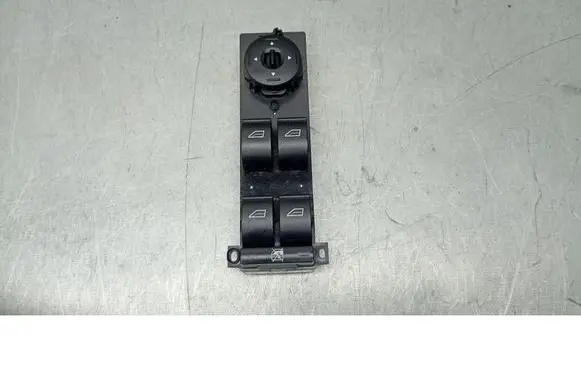 Ford Focus C-MAX Other switches/knobs/shifts 3M5T14A132AF