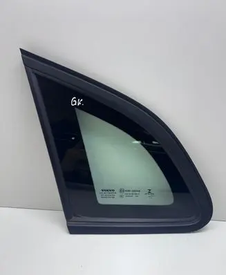 Volvo V40 Rear side window 31386770