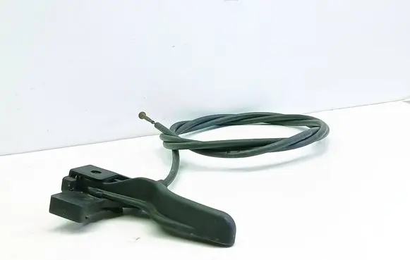 Opel Astra G Engine bonnet (hood) release handle