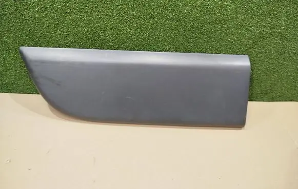 Renault Master III Front door trim (molding) 808210166R