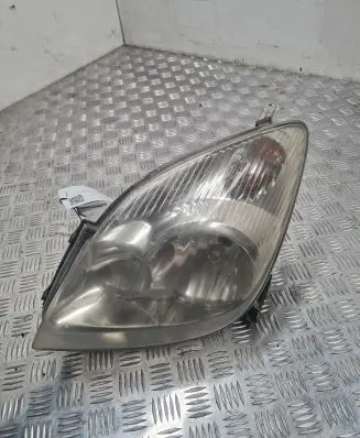 Toyota Corolla Verso E121 Headlight/headlamp