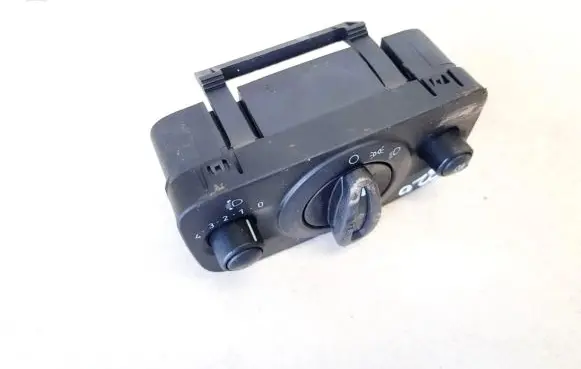 Ford Fiesta Light switch 10004133 13a024