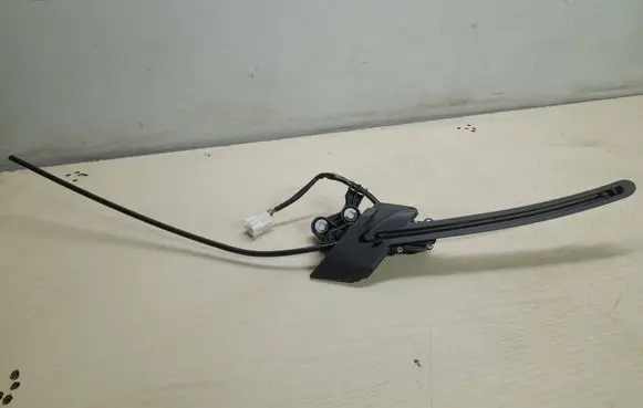 Mercedes-Benz E W212 Curtain motor A2128203042