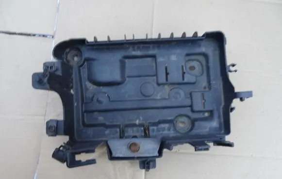 Opel Corsa D Battery box tray 13296473