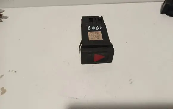 Volkswagen PASSAT B5 Hazard light switch 3B0953235C PA66GF30J 94EC09