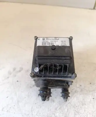 Volkswagen PASSAT B6 ABS Pump 16027001A 3C0614095P 16027201