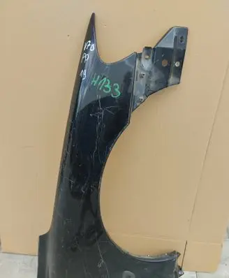 Volvo V70 Fender BLOTNIKPRAWYV70