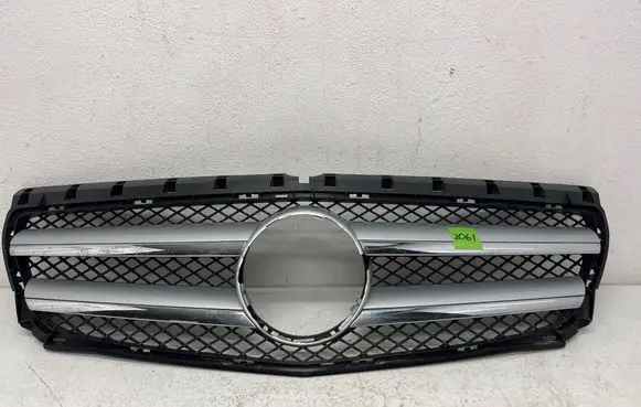 Front bumper upper radiator grill
