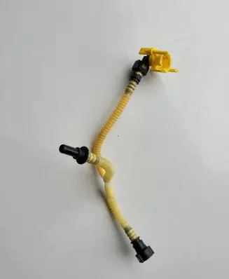 BMW 6 E63 E64 Fuel line pipe