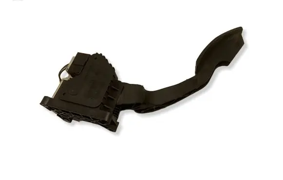 Opel Corsa D Accelerator throttle pedal 13305804 B720