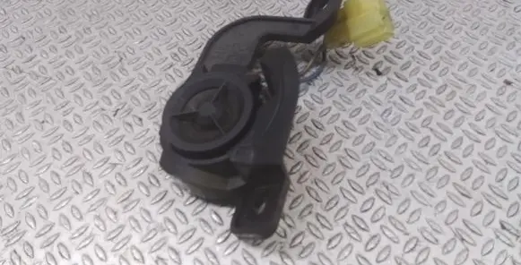 Subaru Legacy Front door high frequency speaker