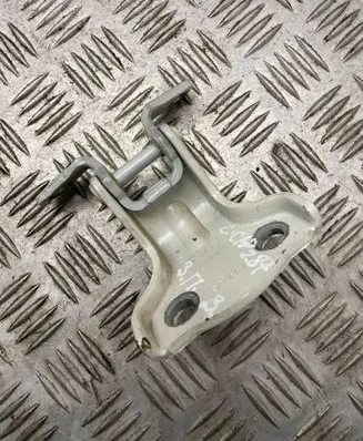 Chevrolet Captiva Rear door upper hinge 